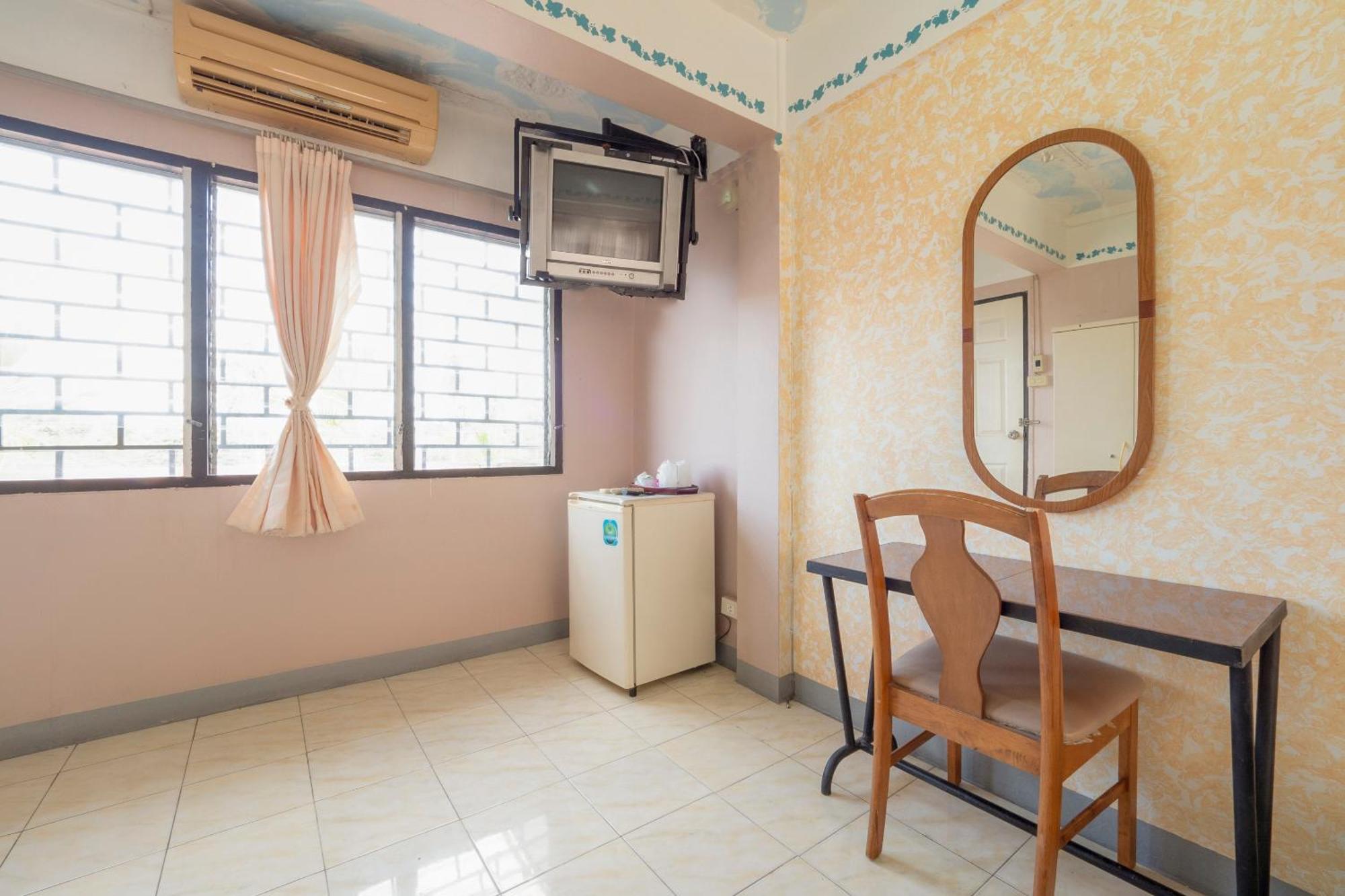 Hotel Oyo 1152 Hongpak Mint Bangsaen Zewnętrze zdjęcie